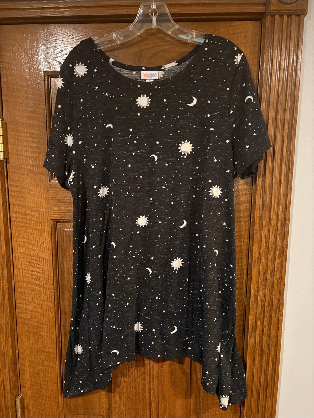 LuLaRoe Melissa Tunic
